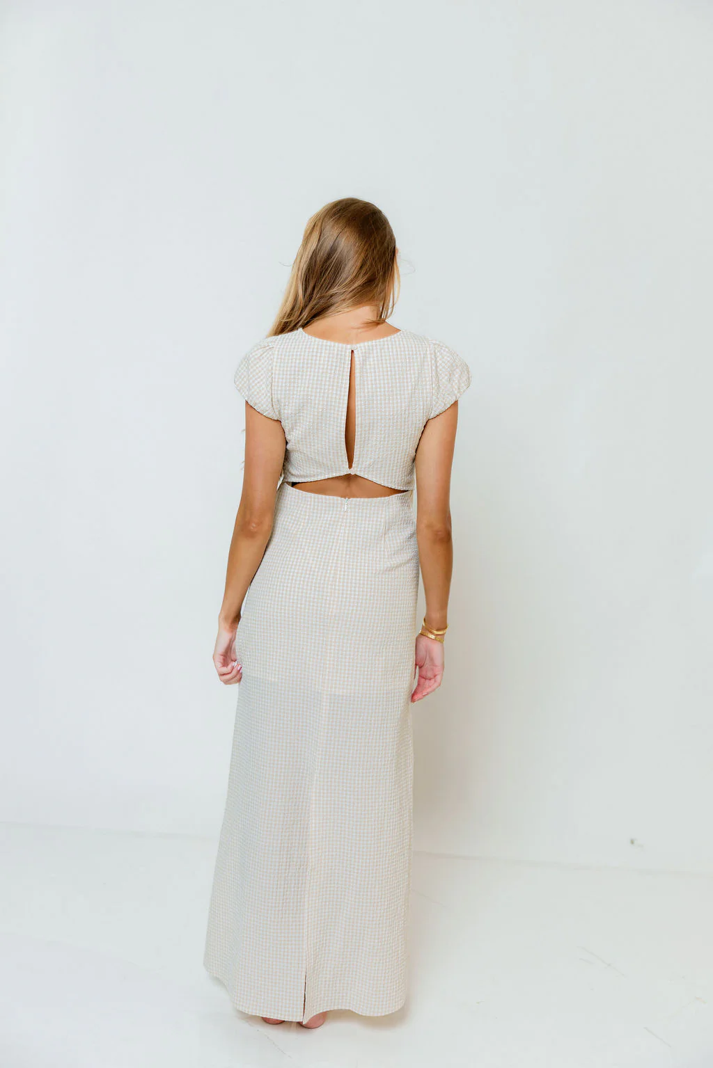 Shay Embroidered Lace Cap Sleeve Maxi Dress in Taupe/Ivory - Image 5