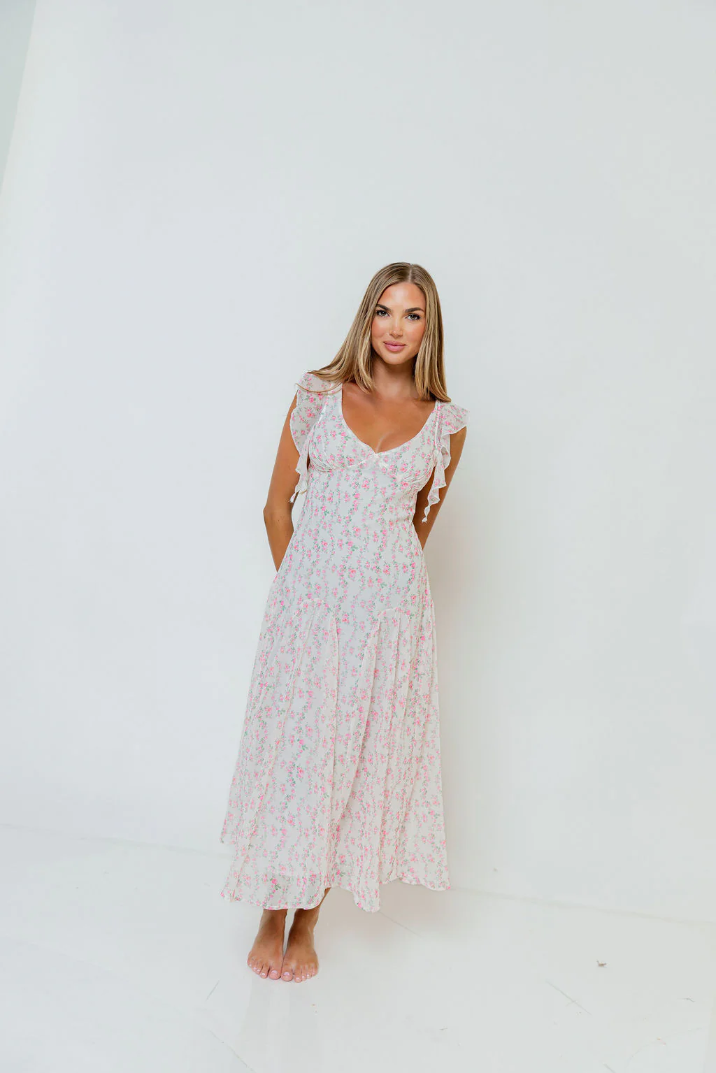 Rosie Flutter Sleeve Floral Maxi Dress in Off-White/Pink - Image 11