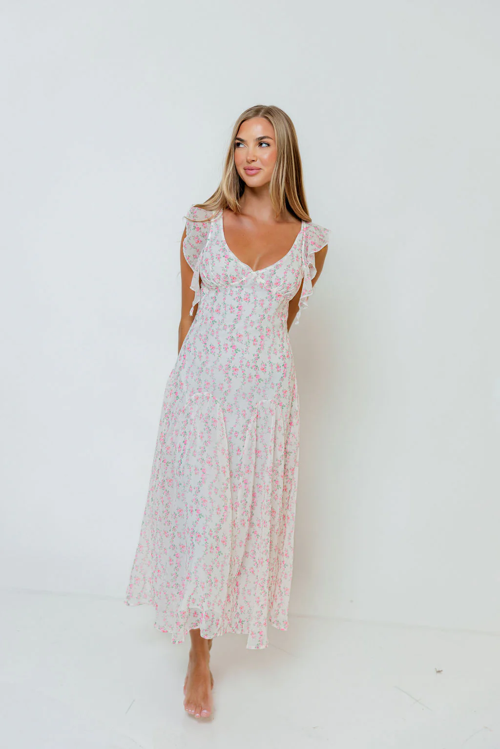 Rosie Flutter Sleeve Floral Maxi Dress in Off-White/Pink - Image 12