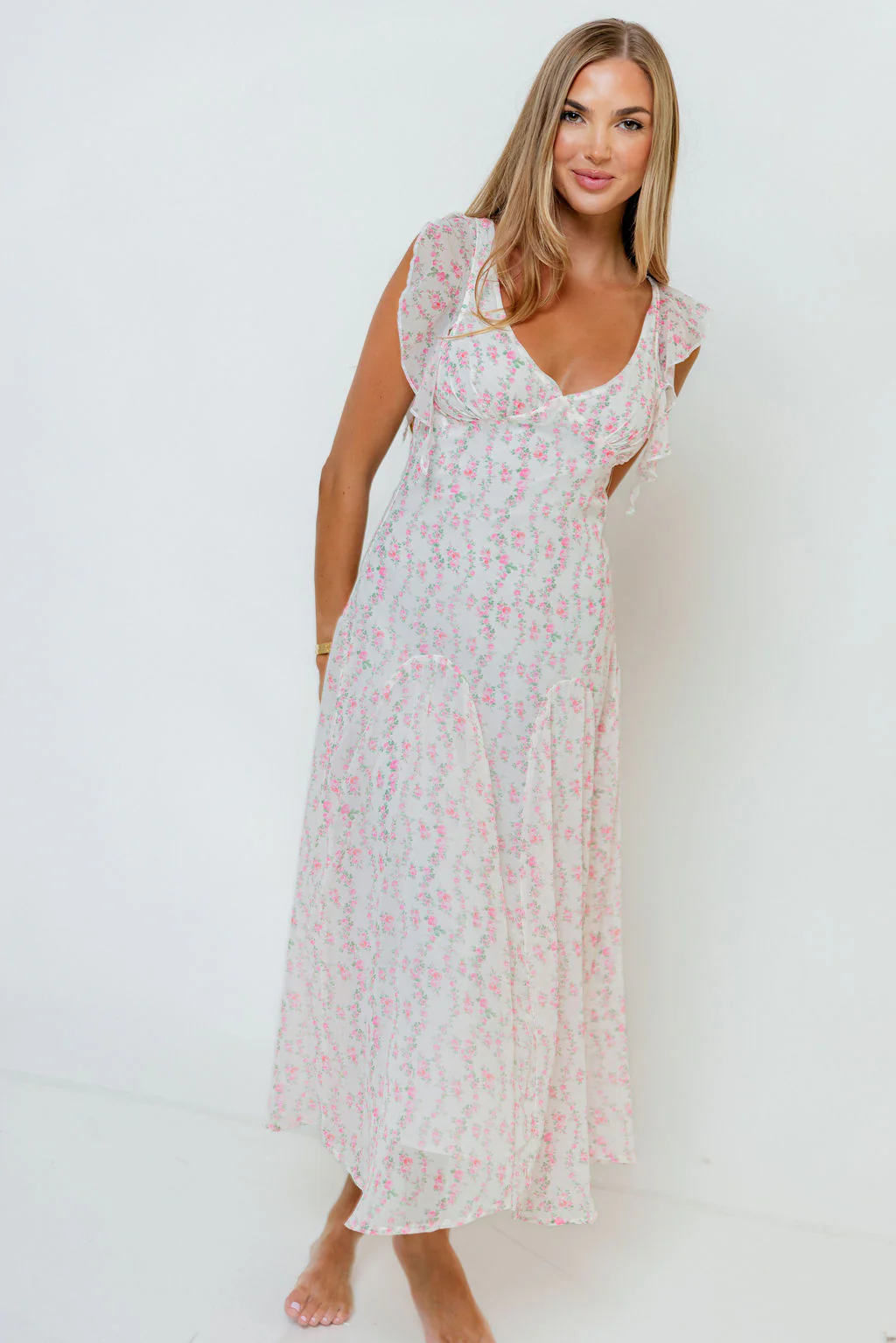 Rosie Flutter Sleeve Floral Maxi Dress in Off-White/Pink - Image 16