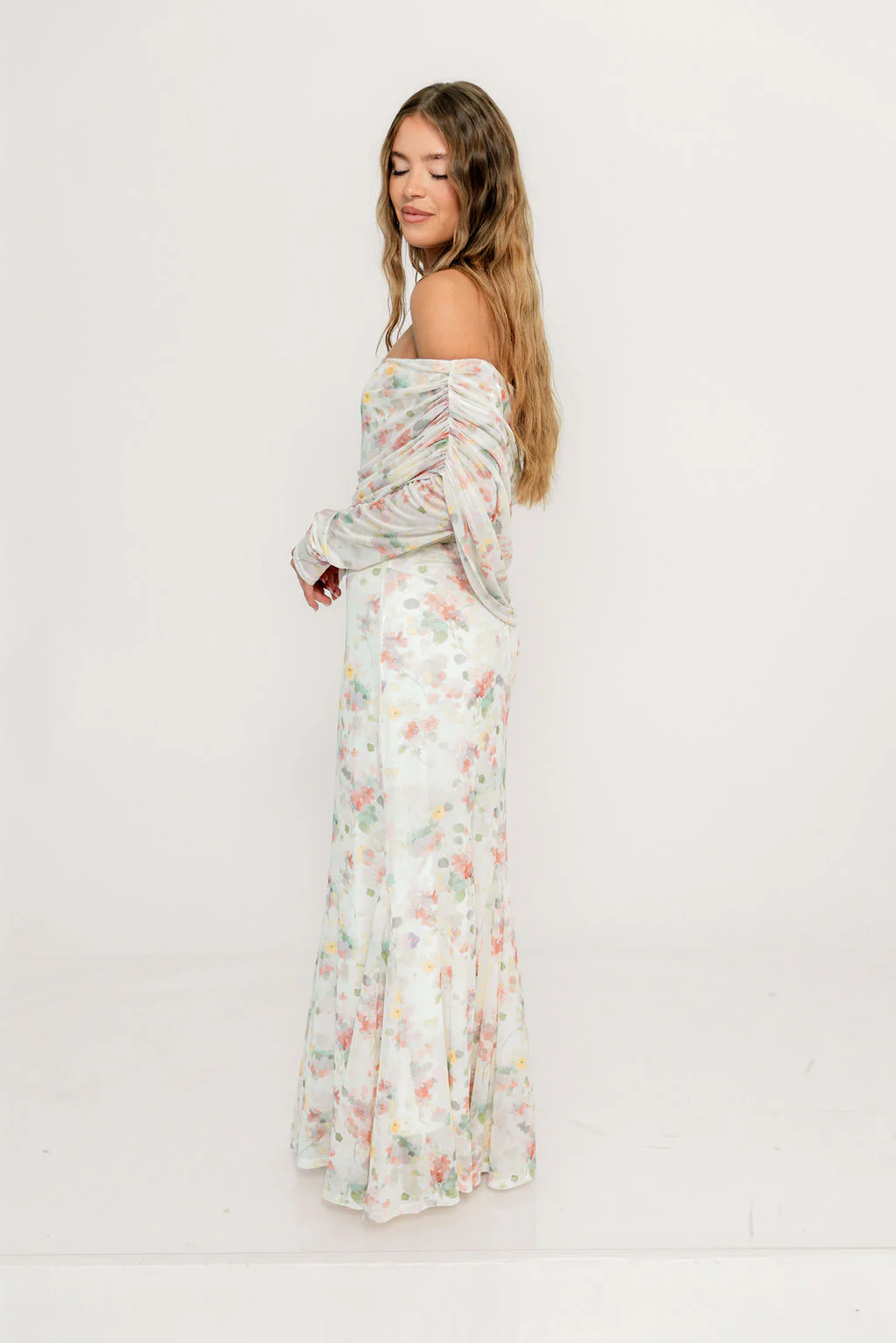 Azaleia Maxi Dress in Pastel Mix Floral - Size up for Bump - Image 5