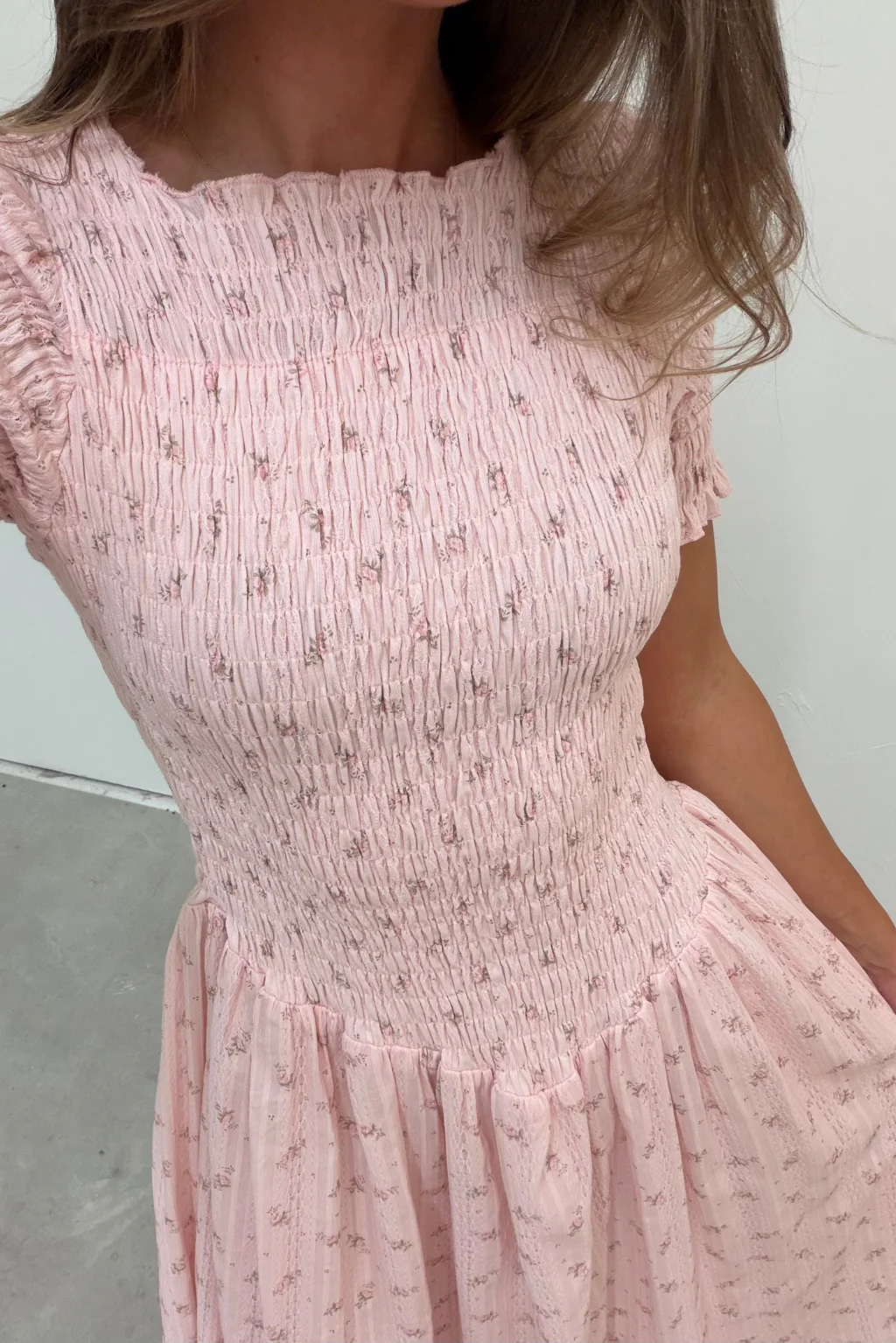 Bianca 100% Cotton Smocked Floral Midi Dress in Light Pink - Image 6