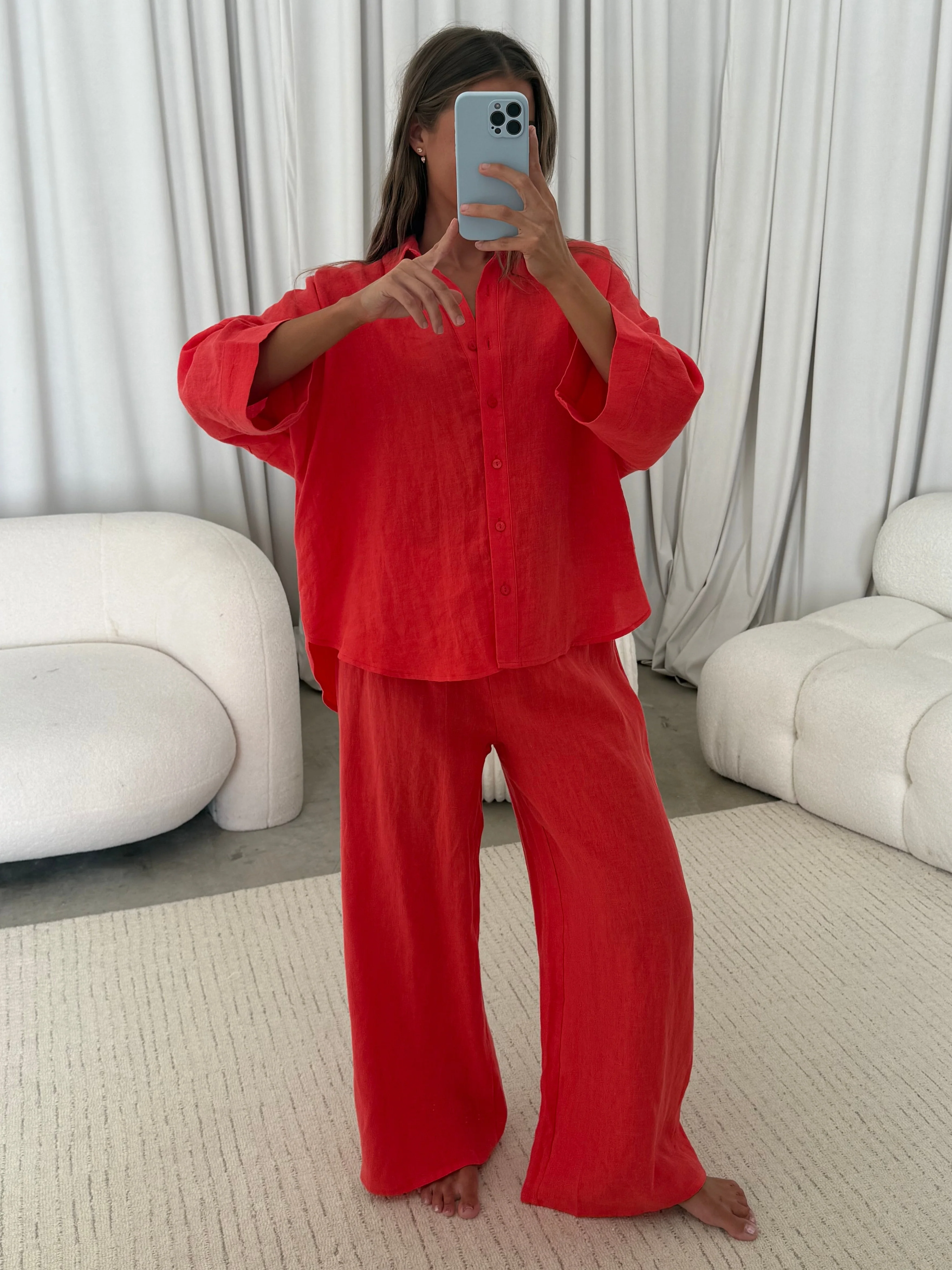 Anne 100% Linen Button Down Shirt in Chili Pepper