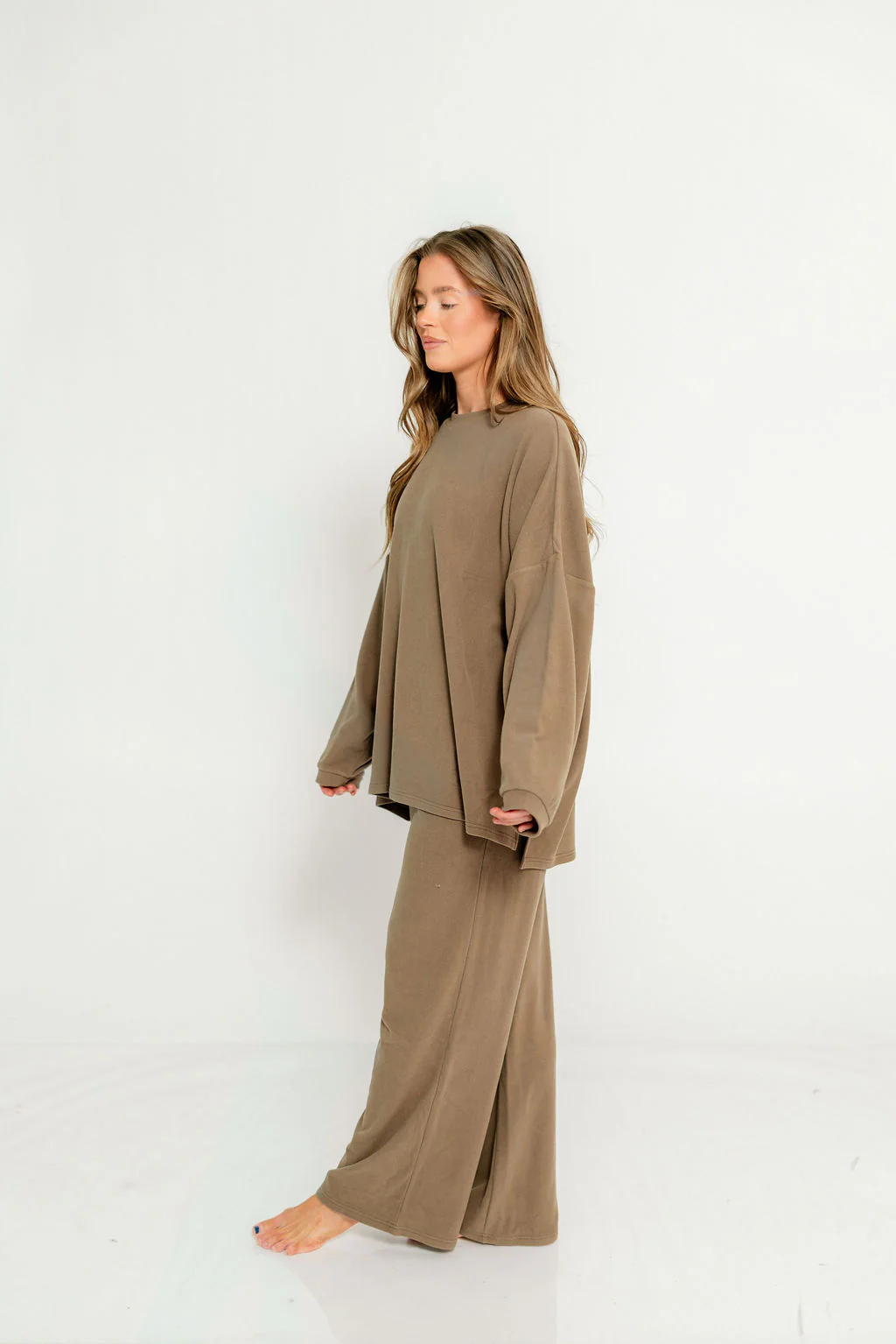 Naomi Oversized Fleece Long Sleeve Top in Olive Brown - Bump Friendly - Image 4