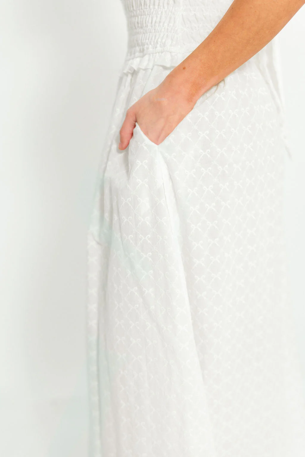 Avani Maxi Dress in Off-White - Image 4