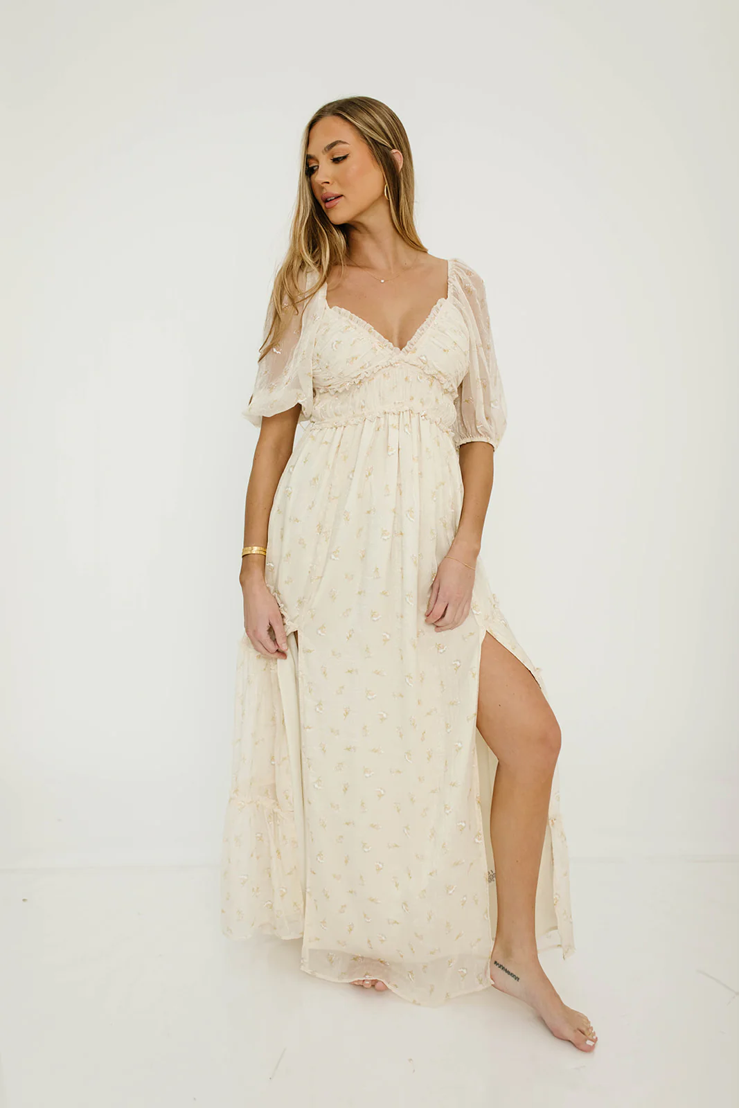 Daphne Maxi Dress in Butter/Peach Floral - Bump Friendly & Inclusive Sizing - Image 13