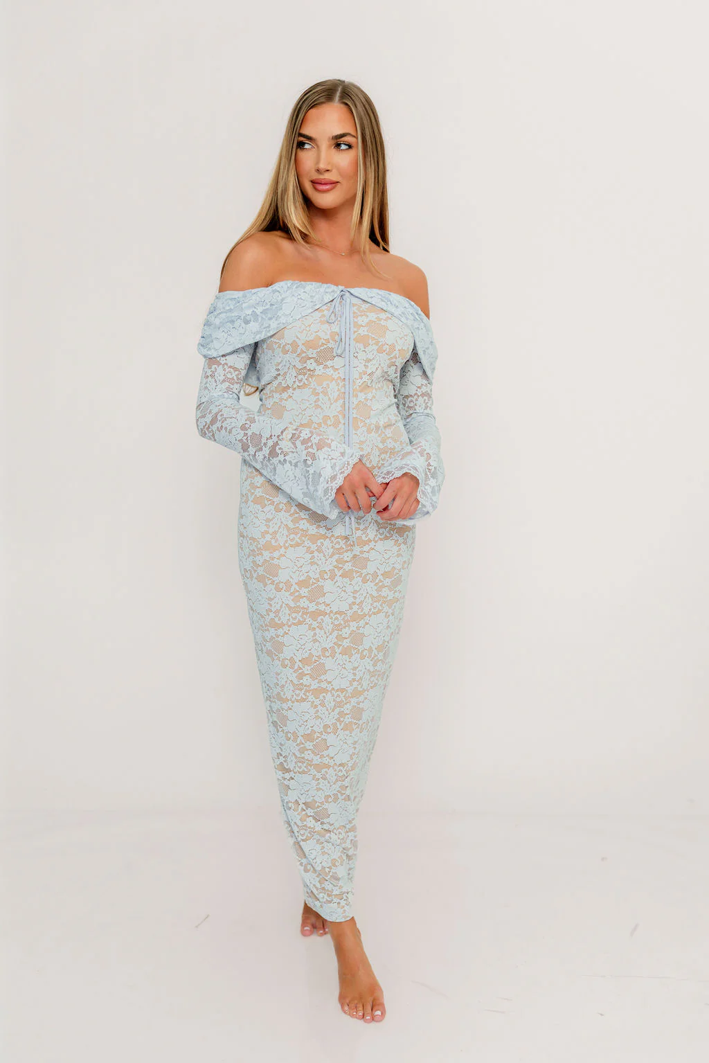 Ella Lace Maxi Dress in Pale Blue