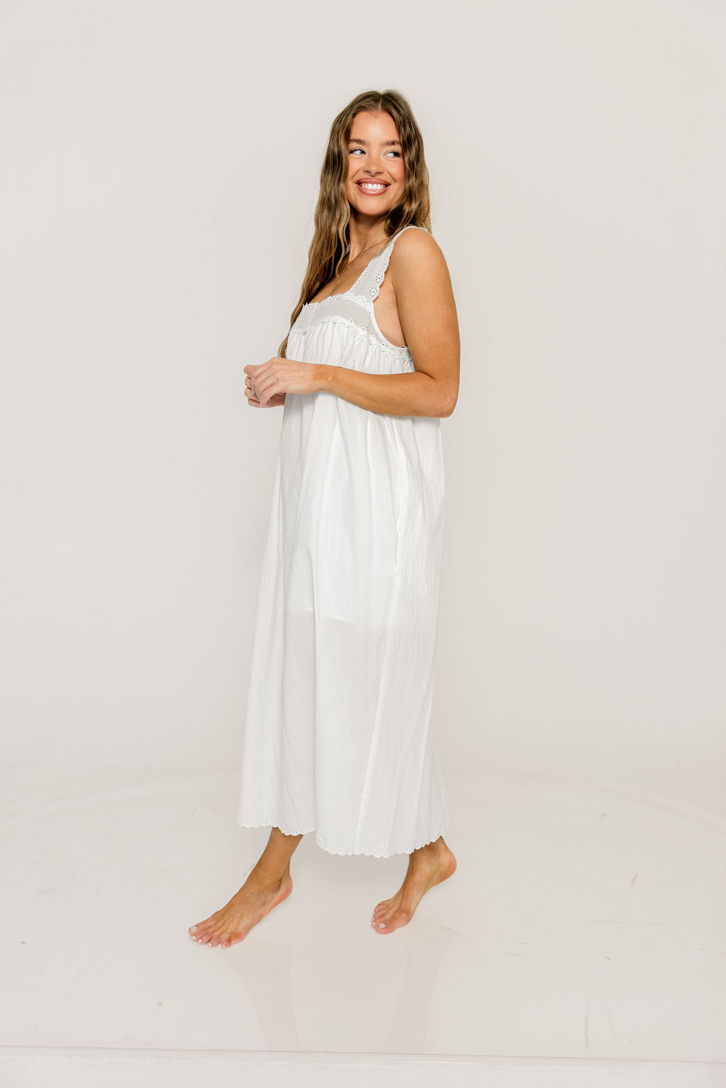 Evelina Scallop Edge Maxi Dress in Ivory - Image 3