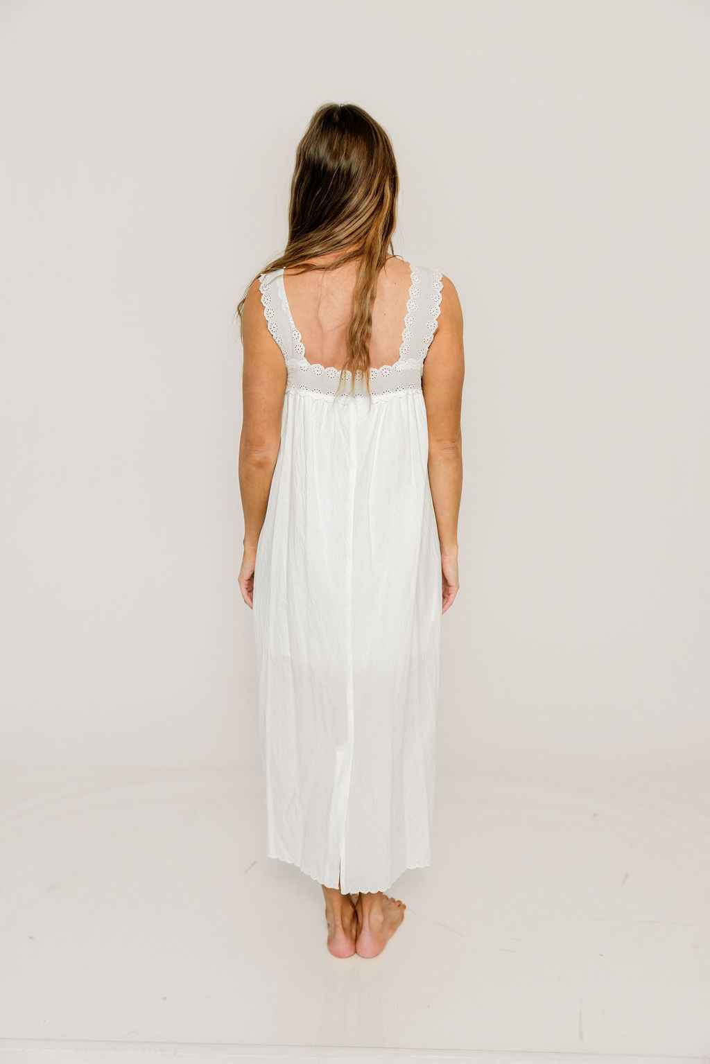 Evelina Scallop Edge Maxi Dress in Ivory - Image 7