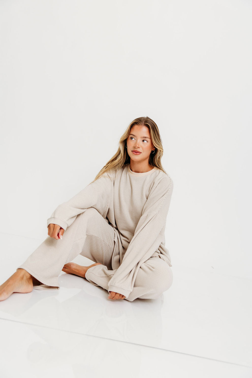 Naomi Striped Oversized Fleece Top in Cream/Grey *Worth Exclusive Print* - Image 4