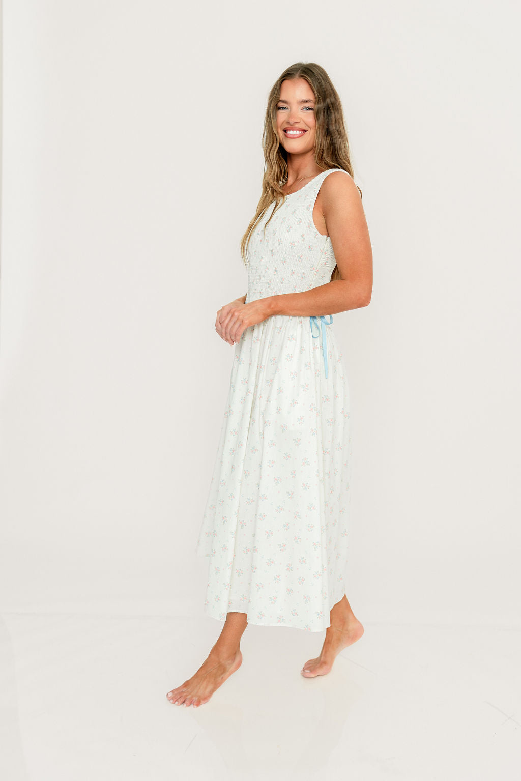 Giselle 100% Cotton Midi Dress in Cream/Blue - Image 4