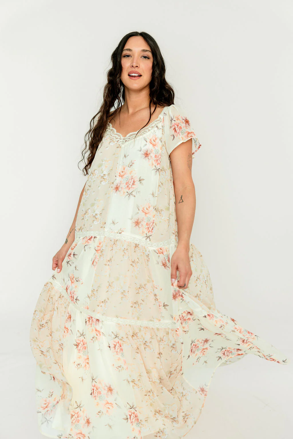 Isabella Floral Lace Trim Maxi Dress in Beige Multi - Bump Friendly - Image 4
