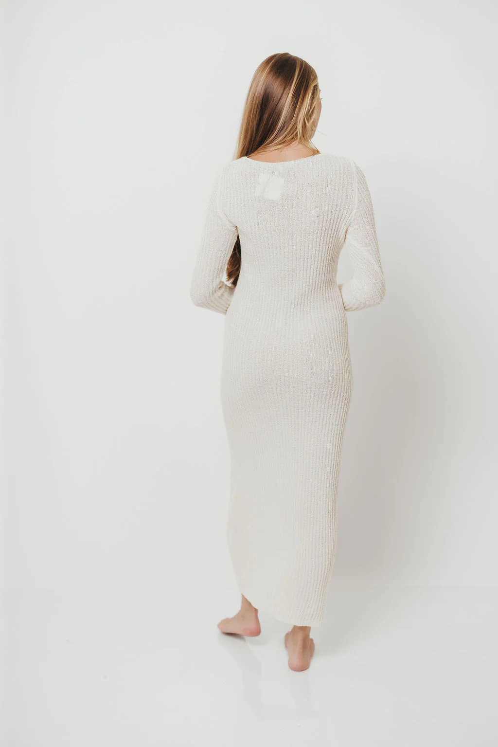 Joline Textured Rib Knit Sweater Maxi Dress in Off-White - Image 4