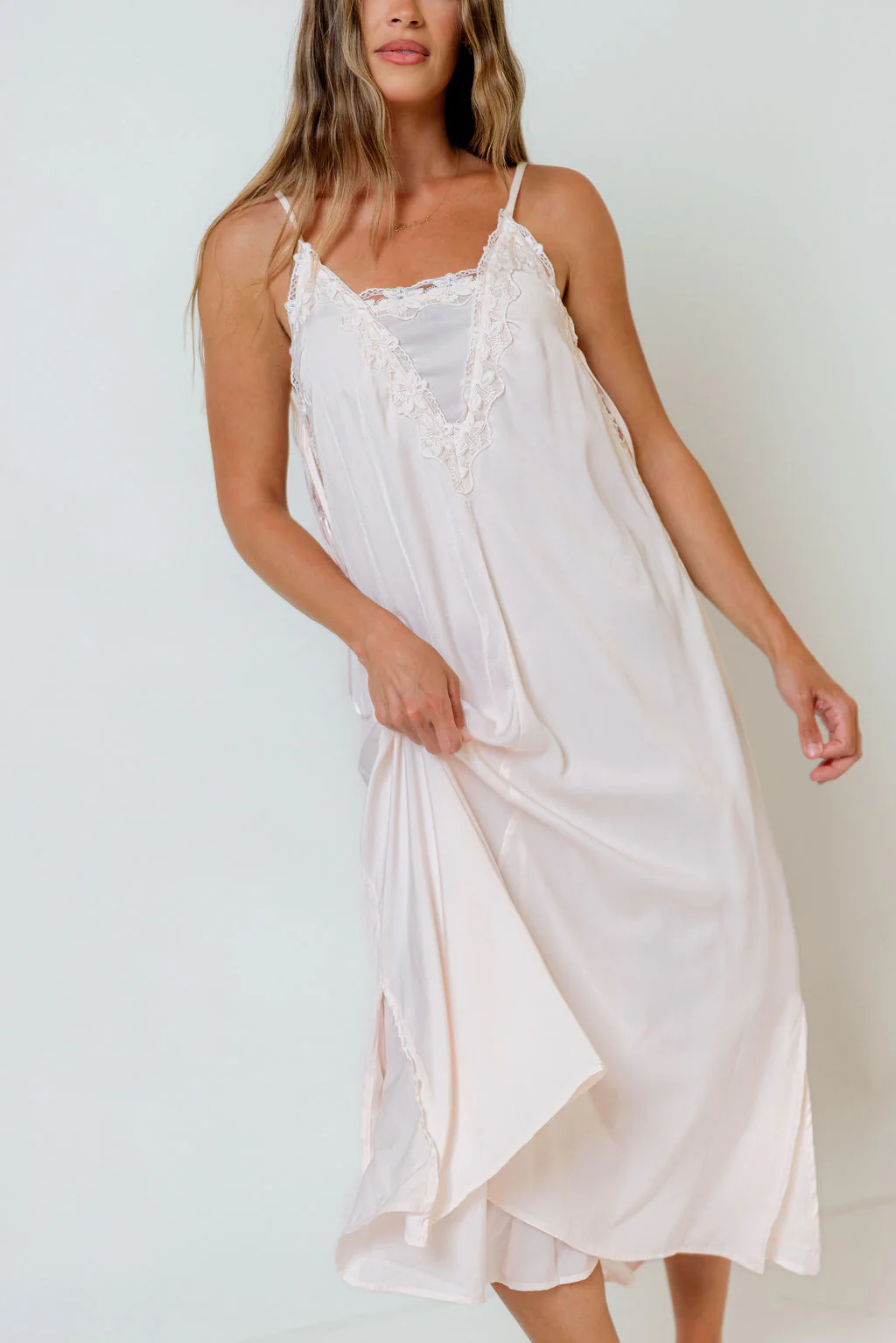 Erica Lace-Trimmed Silky Maxi Dress in Blush
