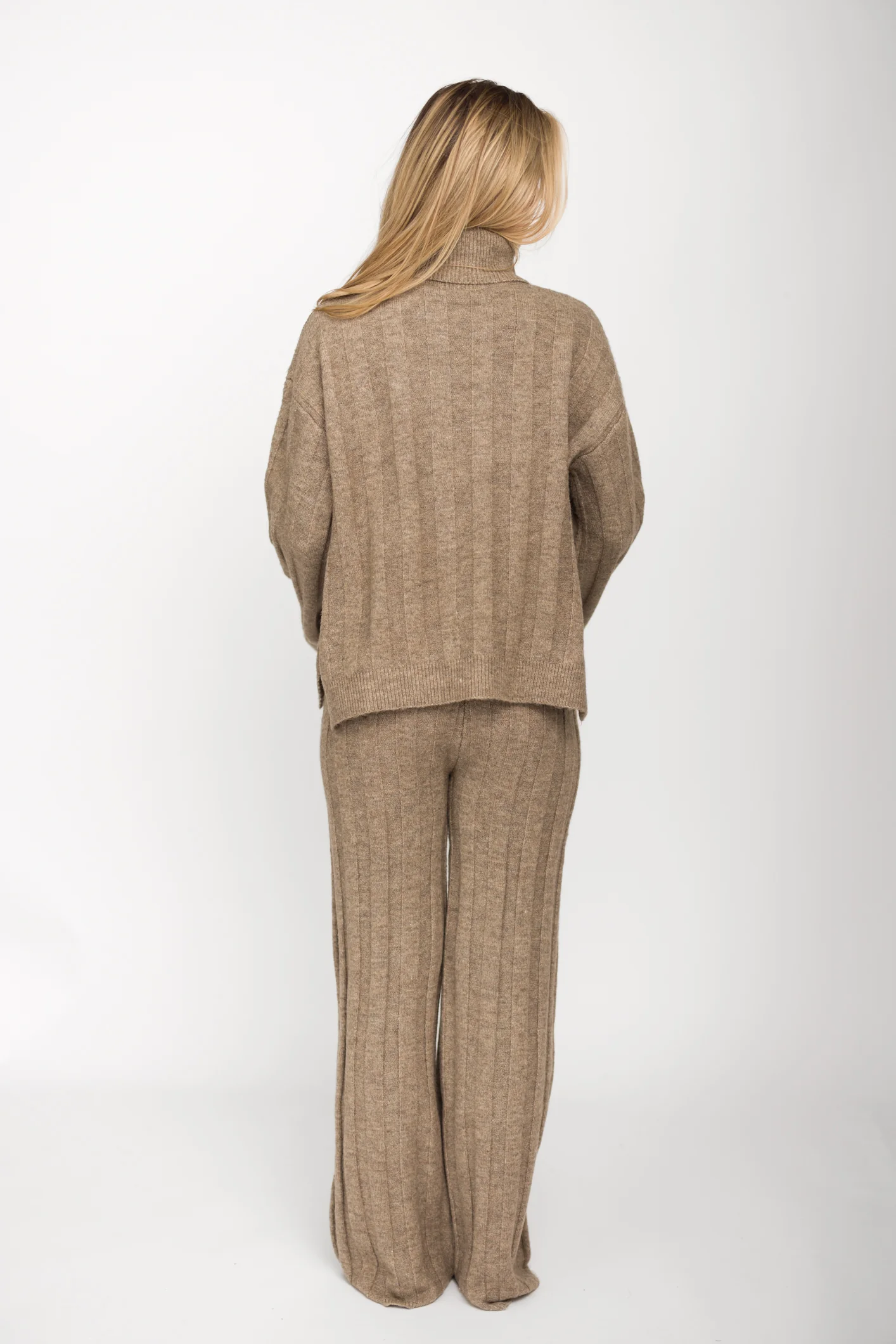 Kai Thick Ribbed Knit Two Piece Sweater Set in Taupe - Image 6