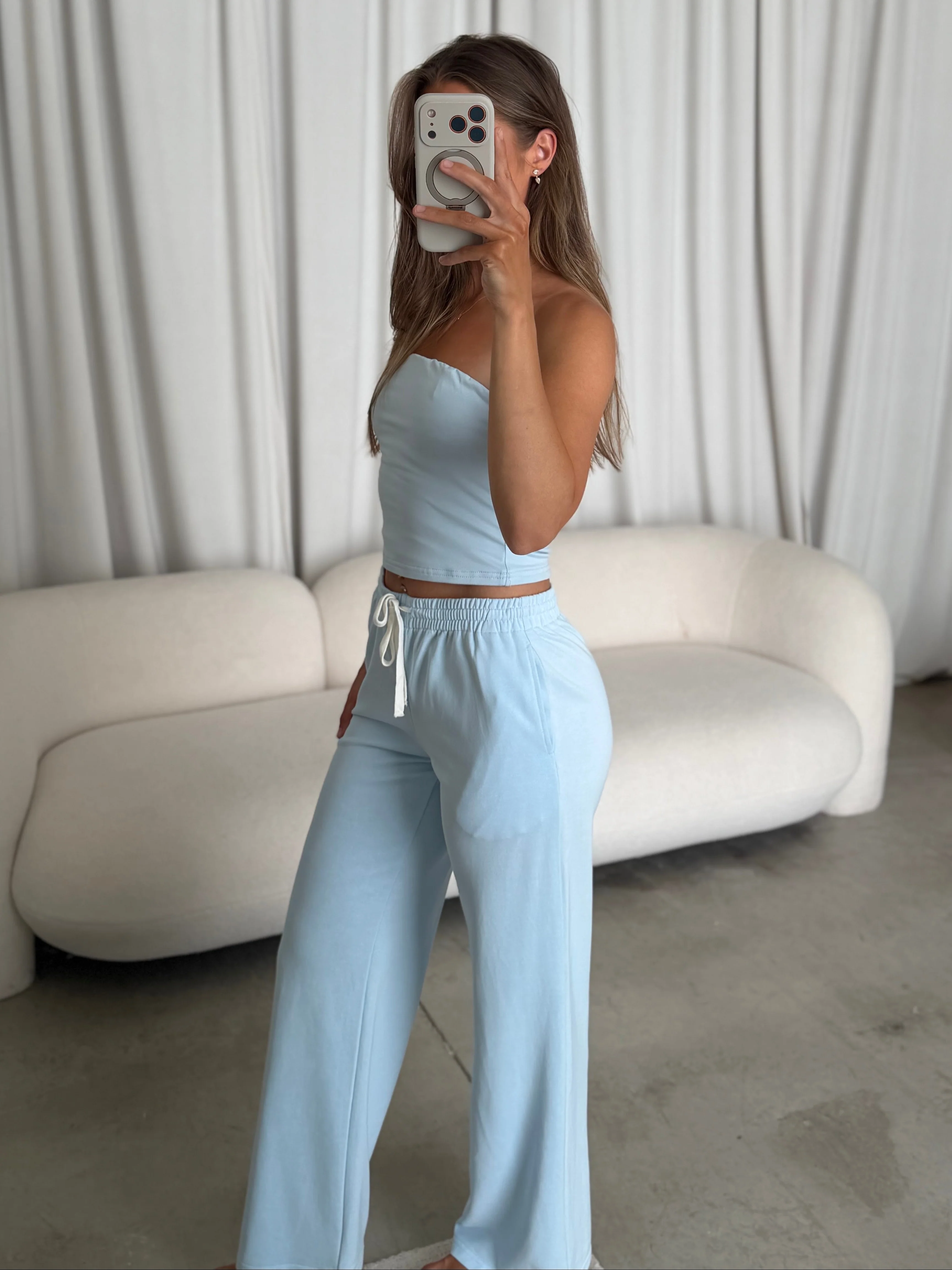 Khloe Set in Light Blue - Image 3