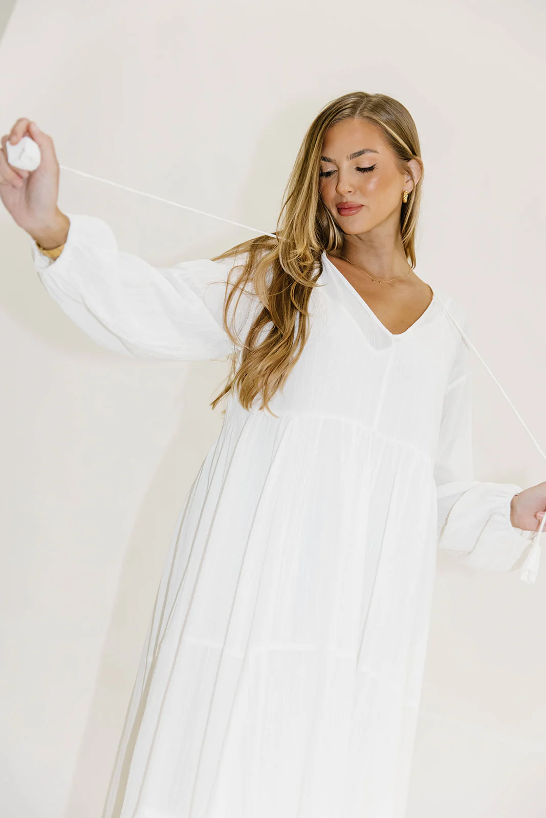 Kimora Maxi Dress in Off-White - Bump Friendly - Image 3