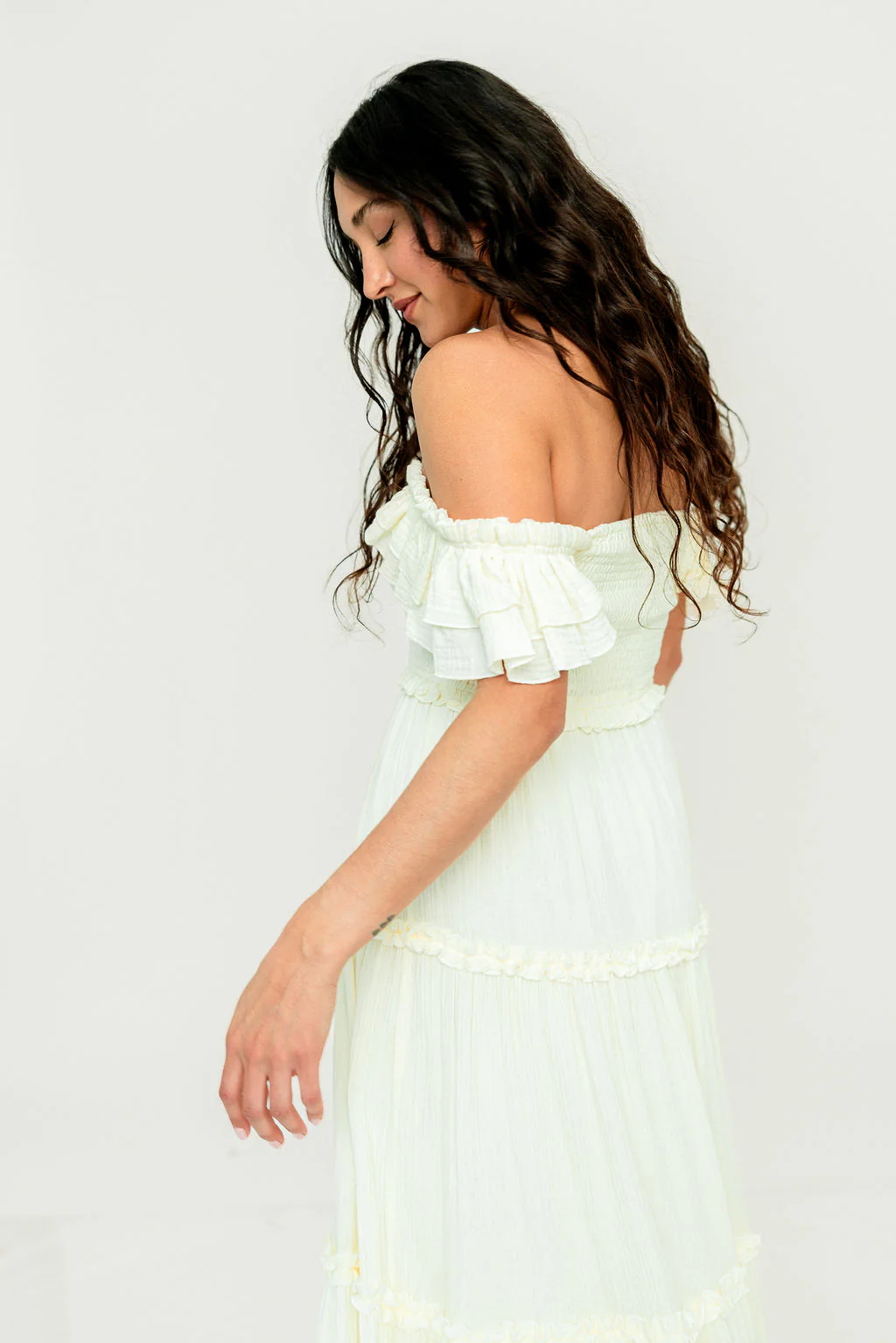 Knox 100% Cotton Maxi Dress in Cream - Image 12