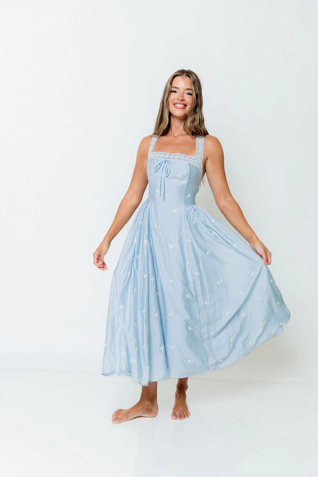 Lilibet Embroidered Lace Trim Midi Dress in Blue - Image 4