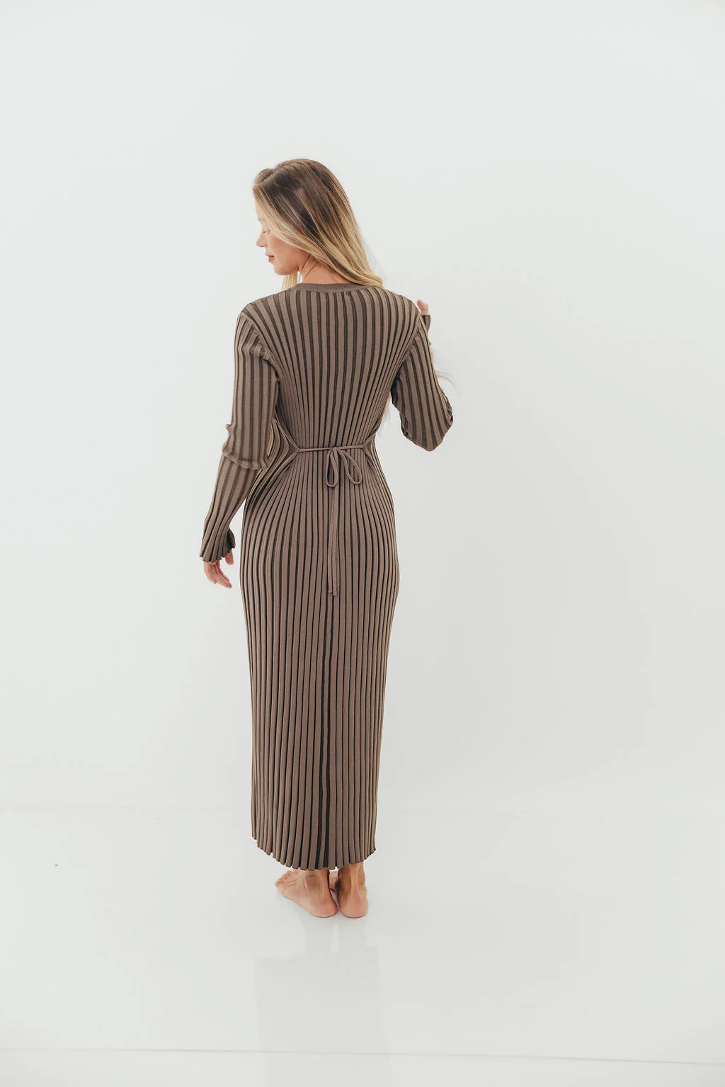 Colette Premium Long Sleeved Ribbed Knit Maxi Dress in Slate - Bump Friendly *Final Sale* - Image 7