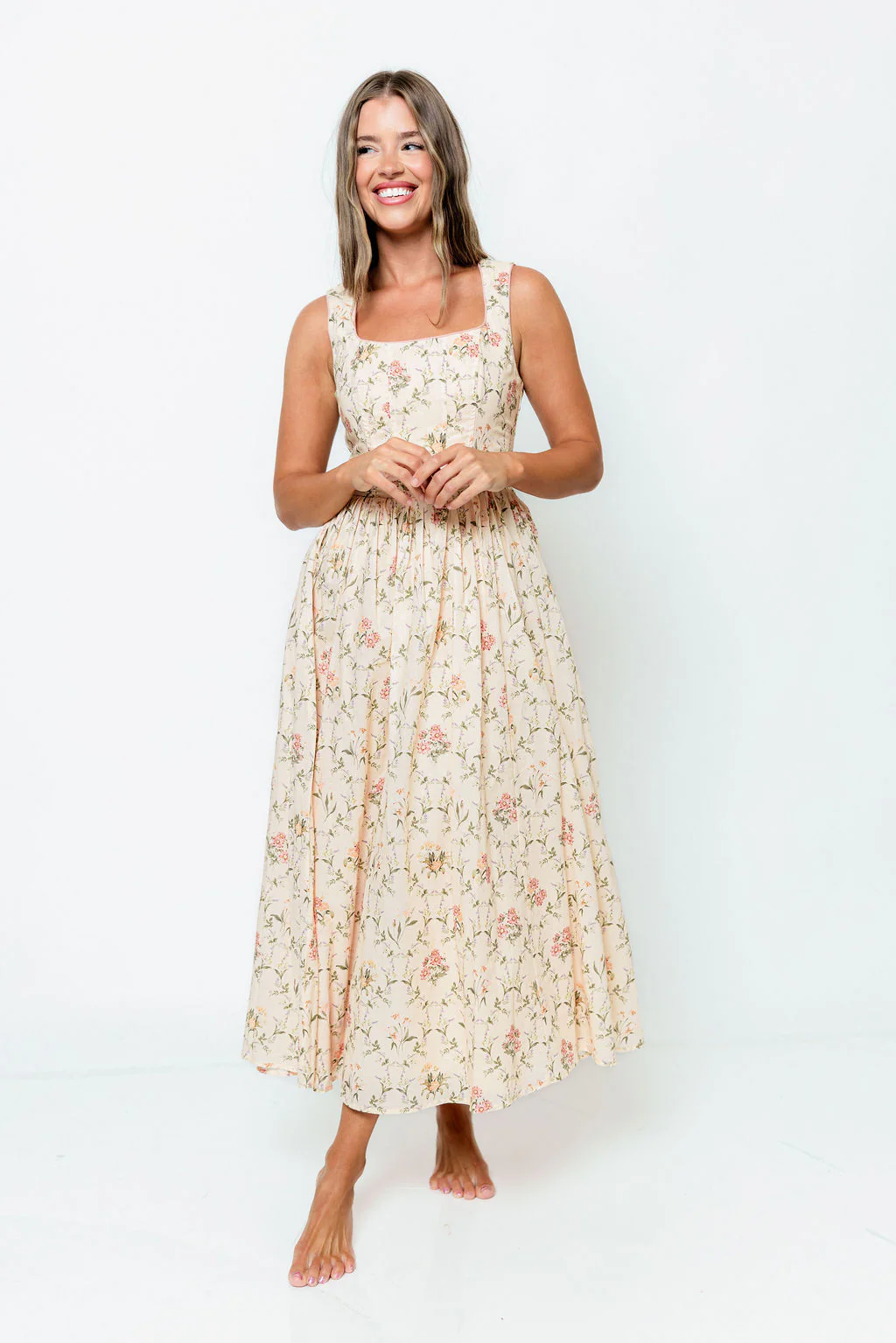 Madisyn Floral Midi Dress in Peach