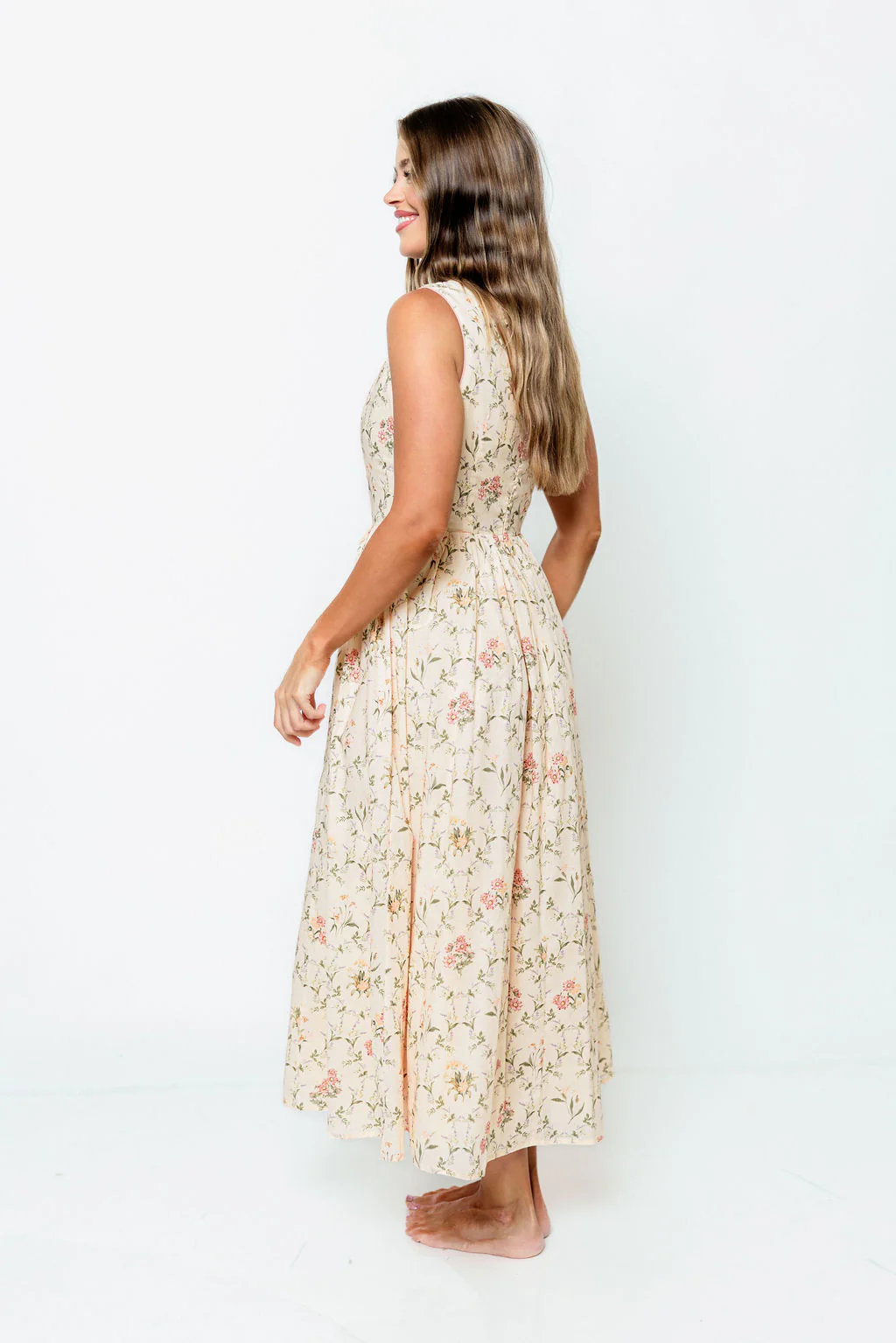 Madisyn Floral Midi Dress in Peach - Image 3