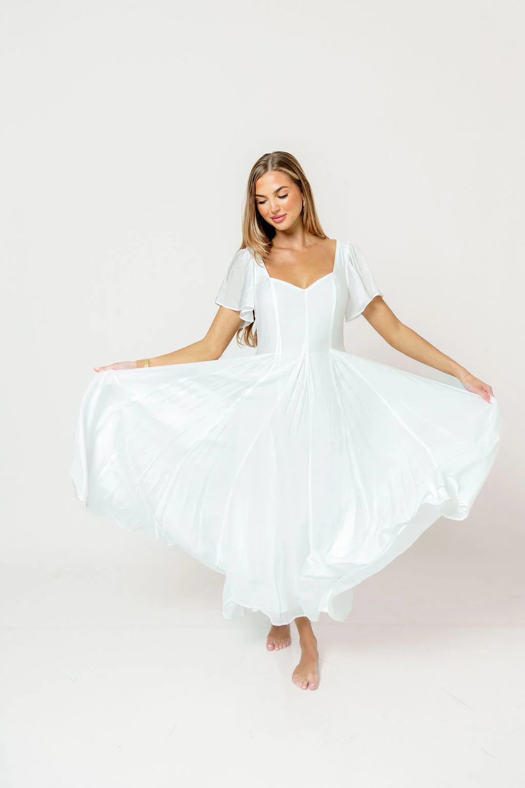 Meret Maxi Dress in Off-White - Image 7
