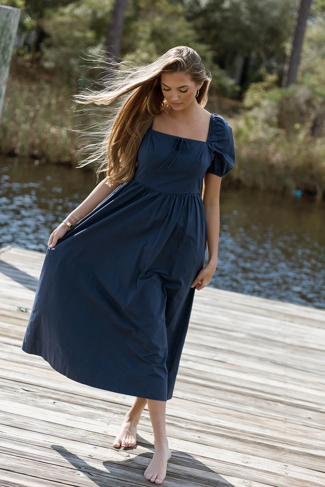 Sheila Puff Sleeve Midi Dress in Navy - Image 4
