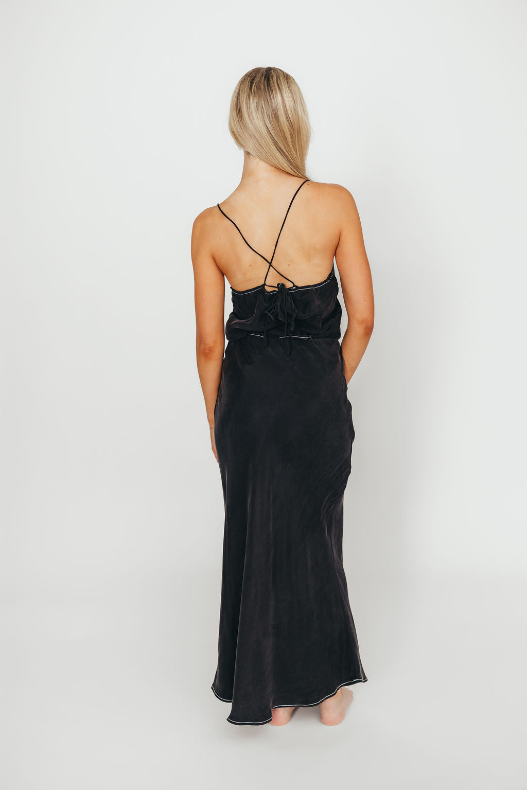 Romana Cami Top and Skirt Set in Black - Image 15