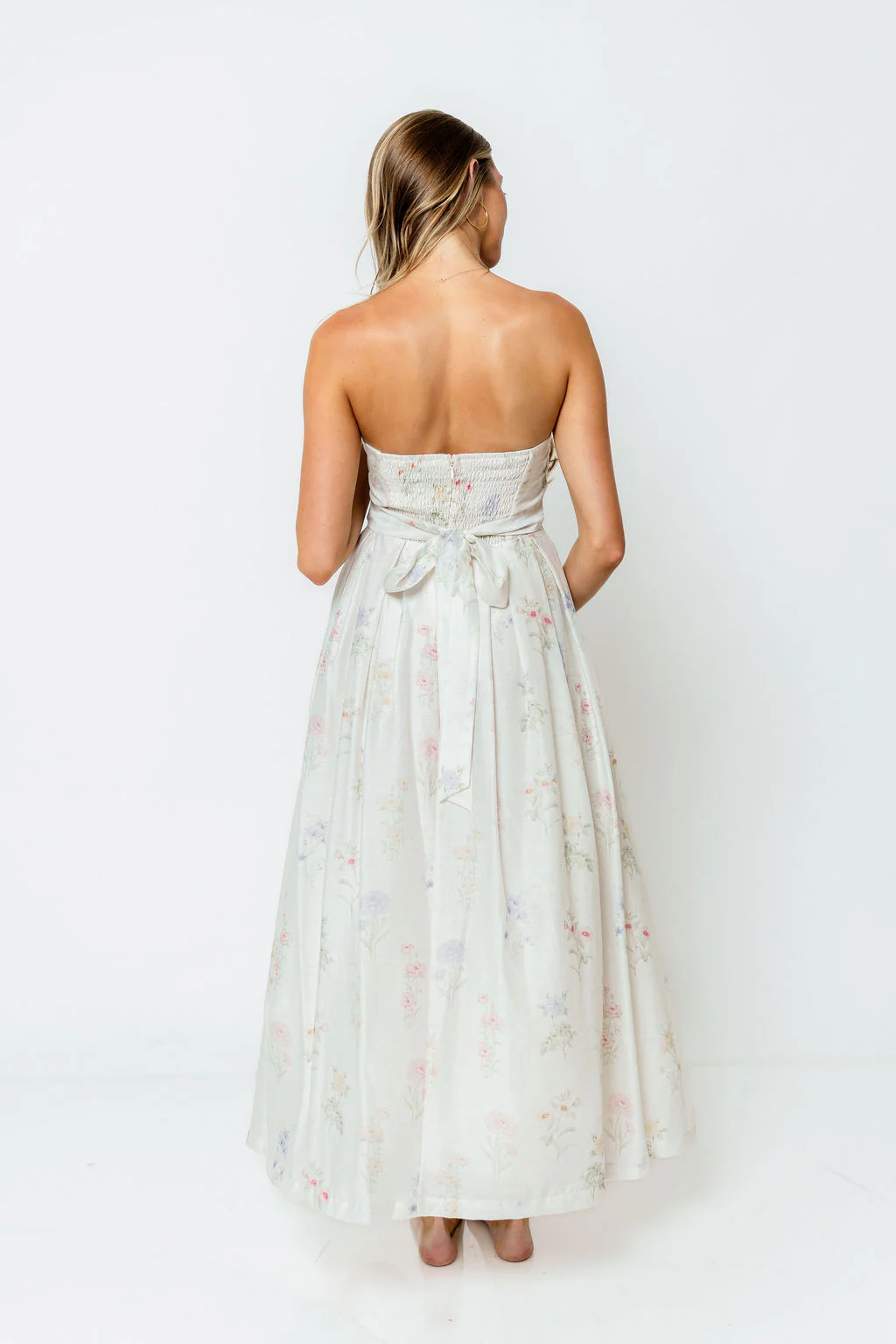 Tinsley Midi Dress in Cream Multi - Image 3