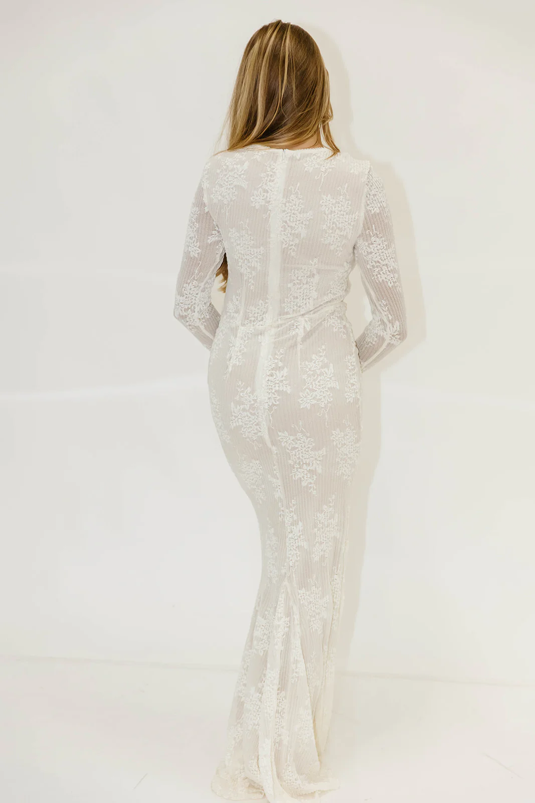 Seraphine Lace Maxi Dress in Ivory - Bump Friendly & Inclusive Sizing (Size Up for Bump) - Image 17