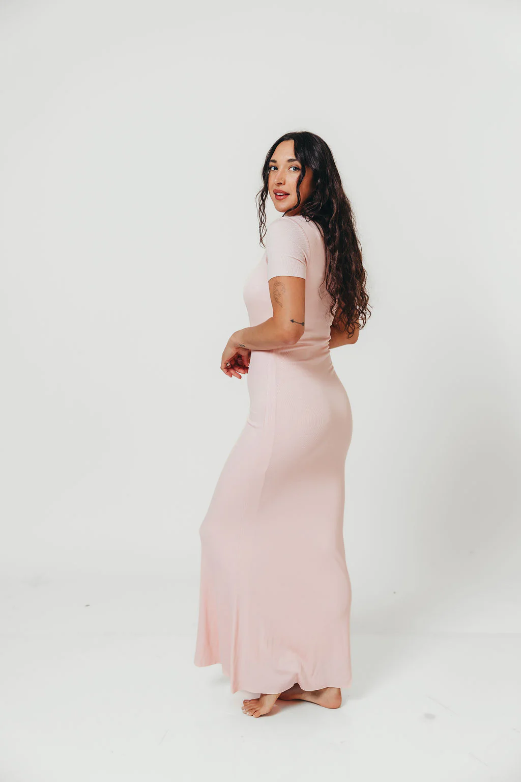 The Charlie Ribbed Maxi Dress in Baby Pink - Bump Friendly - Image 7