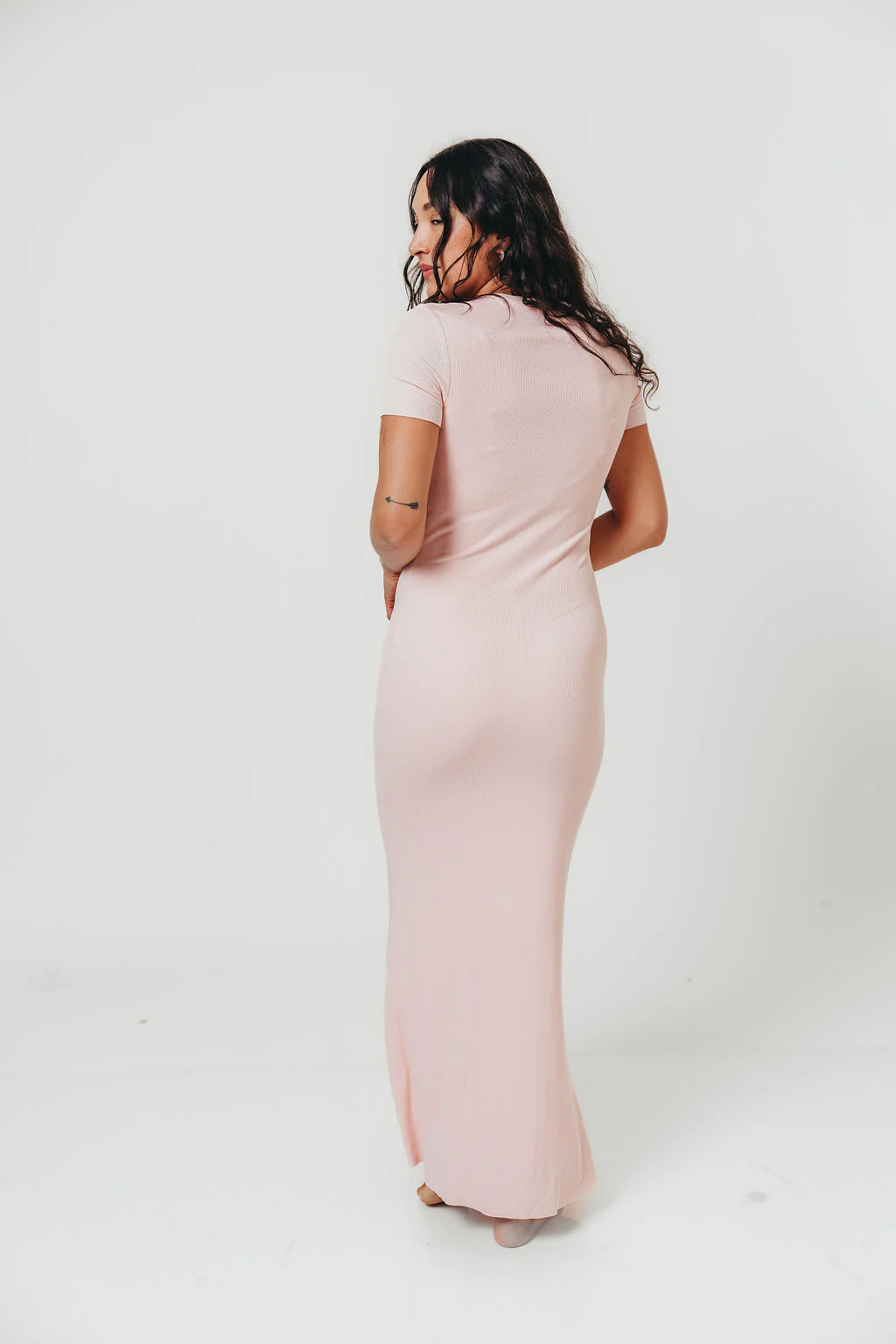 The Charlie Ribbed Maxi Dress in Baby Pink - Bump Friendly - Image 8