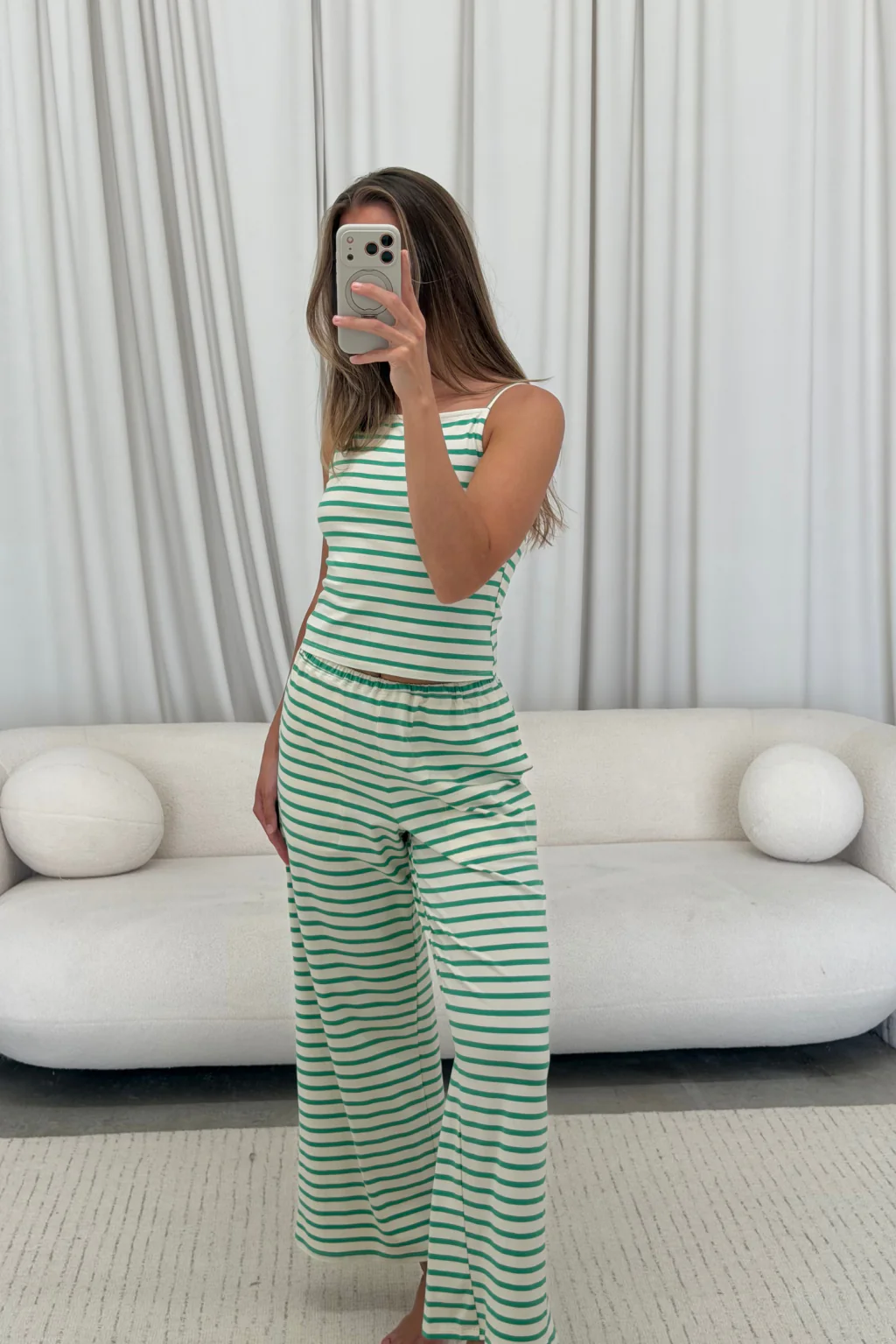 Theo Set in Cream/Green - Image 3