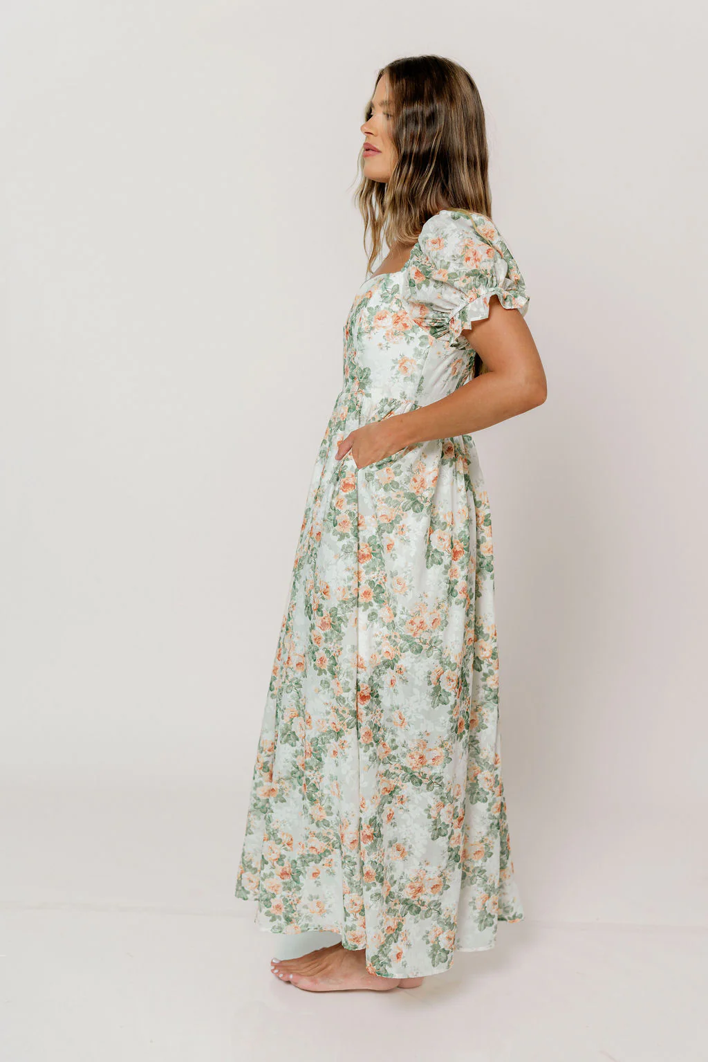 Raelynn Floral Maxi Dress in Cream/Dusty Peach - Image 12