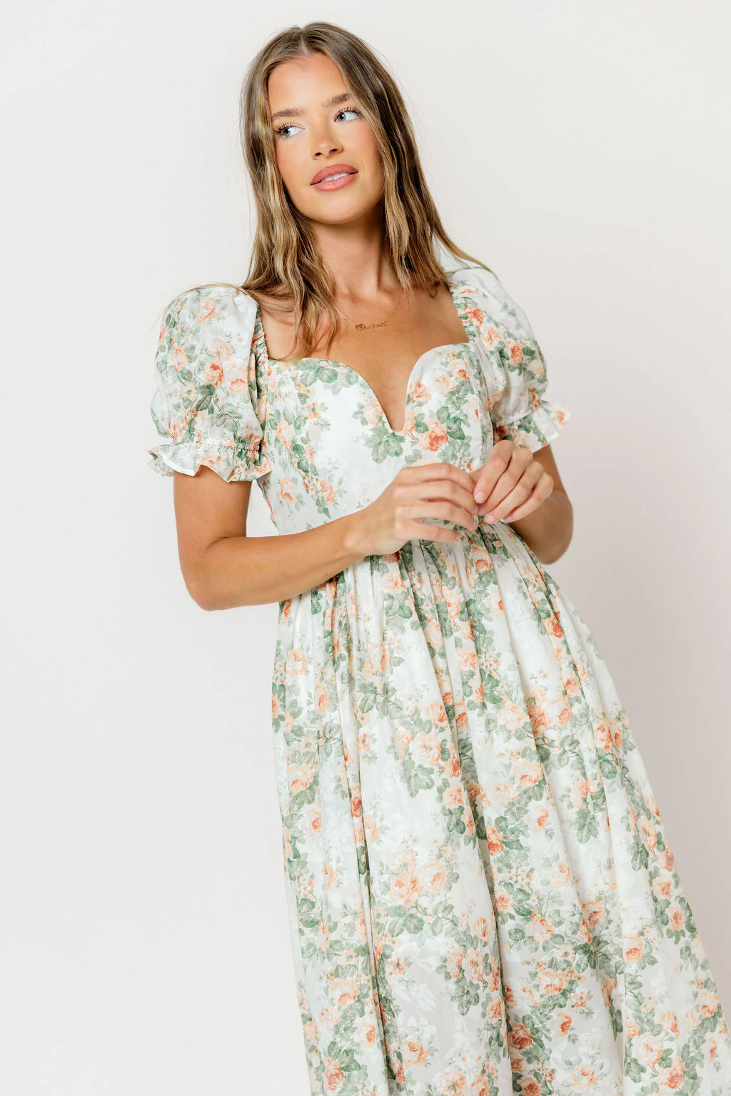 Raelynn Floral Maxi Dress in Cream/Dusty Peach - Image 2