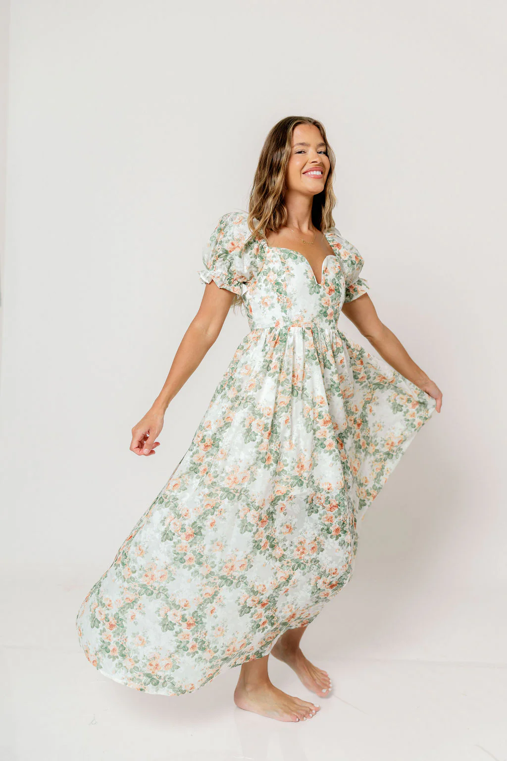 Raelynn Floral Maxi Dress in Cream/Dusty Peach - Image 9